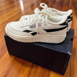 Reebok Club C shoes | LIKE NEW CONDITION